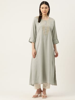 Floral Embroidered Zari Kurta