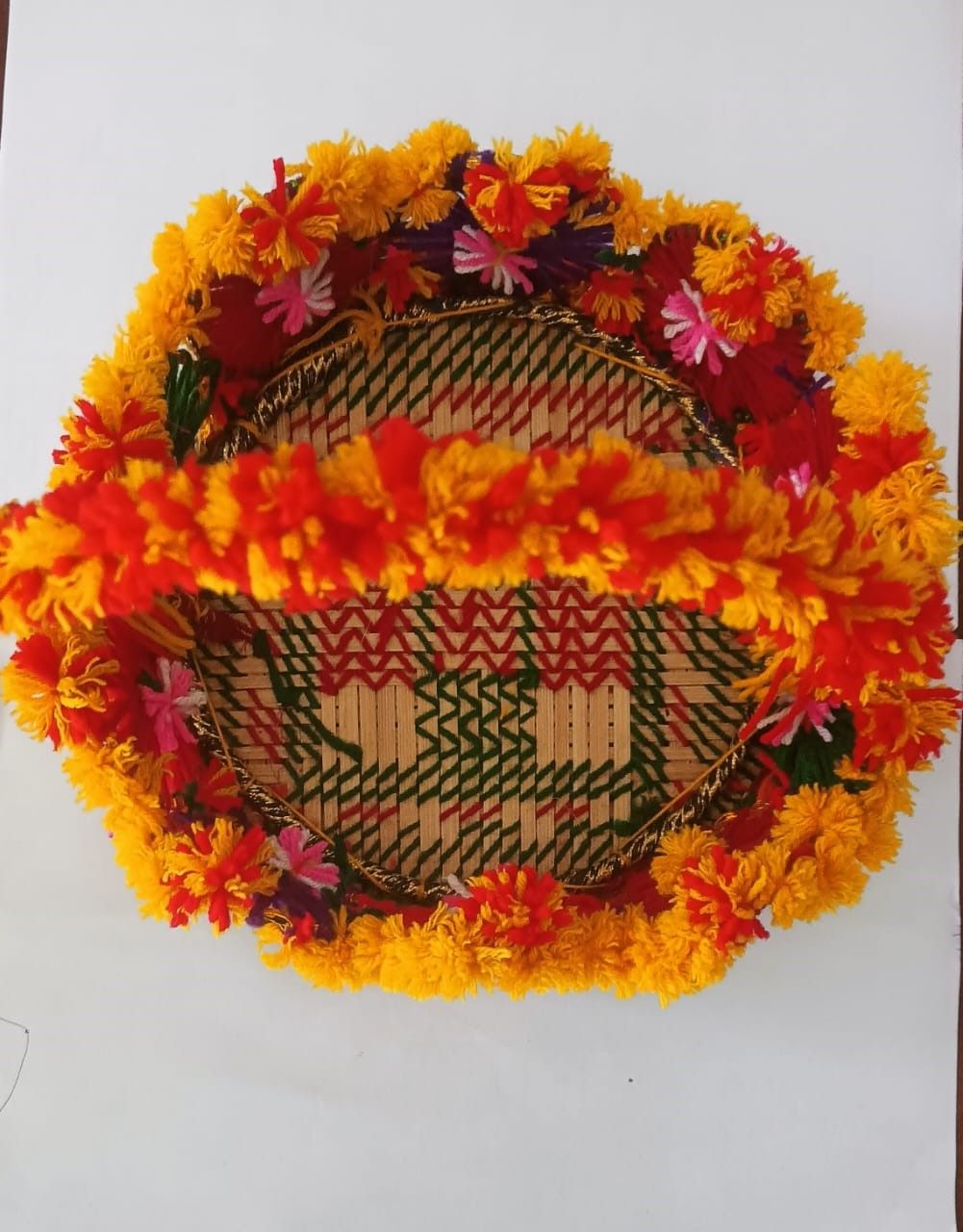 WOOLWN DECORATIVE FLOWER BASKET