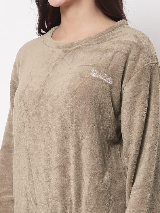 Combo Pack of 2 Women Winter Nightsuit Ladies Warm Night Suit Girls Pyjama Women's Top and Pajama Pants Regular Fit Pyjama Set