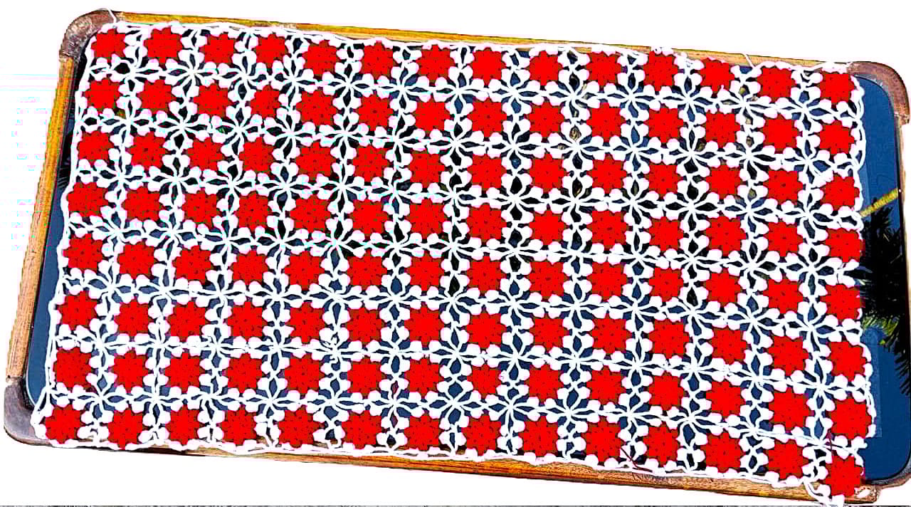 Tablemate | Red Flower Handmade | Wollen Pack of 1