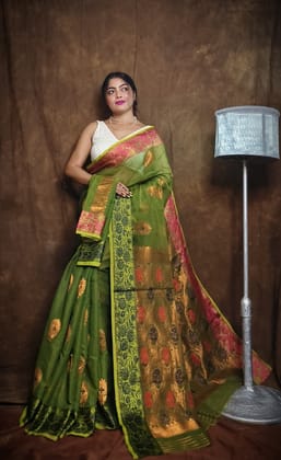 Mehandi Green Pure Handloom Silk Cotton Saree From Bengal