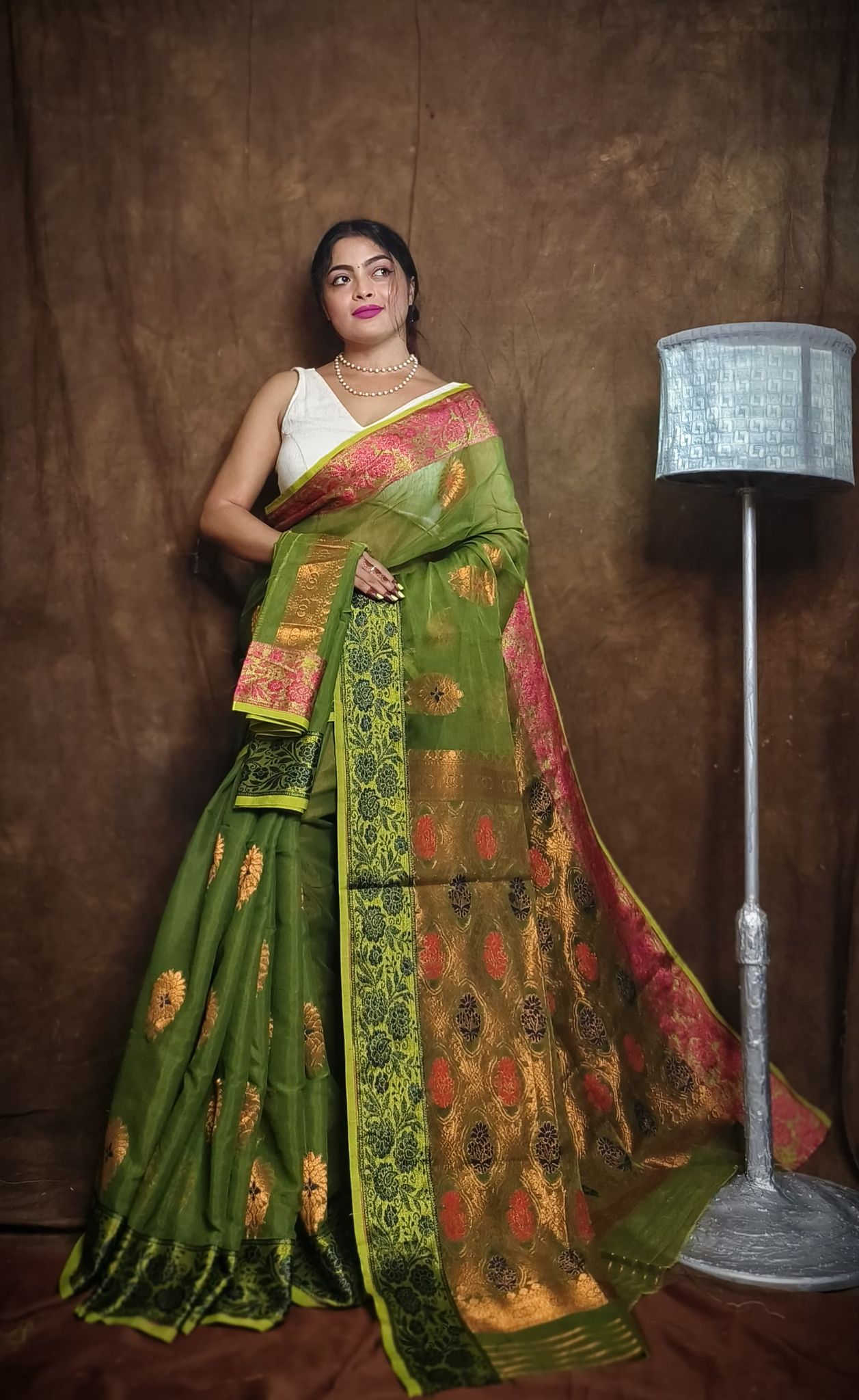 Mehandi Green Pure Handloom Silk Cotton Saree From Bengal