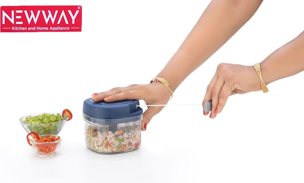 NEWWAY 450ml Pull Cord Vegetable Chopper – Mini Manual Food Cutter with 3 Stainless Steel Blades for Onion, Garlic, Fruits, Dry Fruits & More | BPA Free & Compact