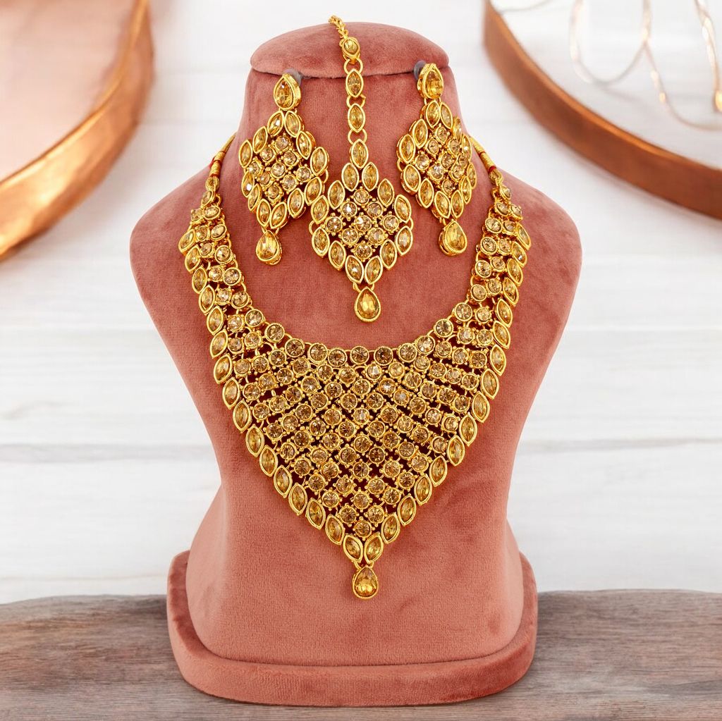 LUCKY JEWELLERY Designer Gold Plated Gold Color Stone Necklace Set For Women & Girls (825-L1SS-836-LCT)