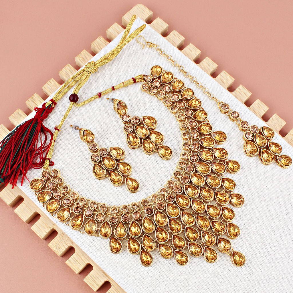 LUCKY JEWELLERY Designer Gold Plated Gold Color Stone Necklace Set For Women & Girls (825-L1SS-837-LCT) - Jewellery Sets | Buy online on ZillyBuy