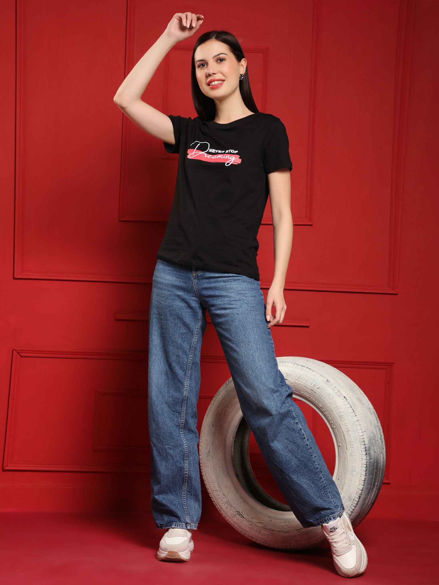 OUTFLITS Ladies Solid Tshirts