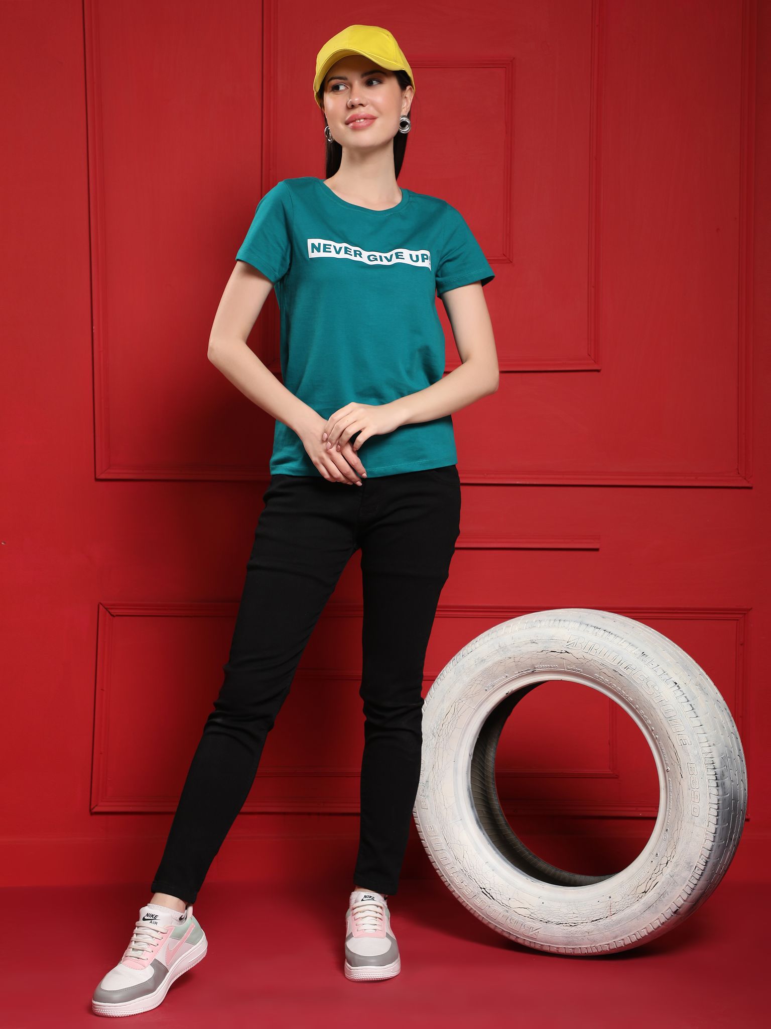 OUTFLITS Ladies Solid Tshirts