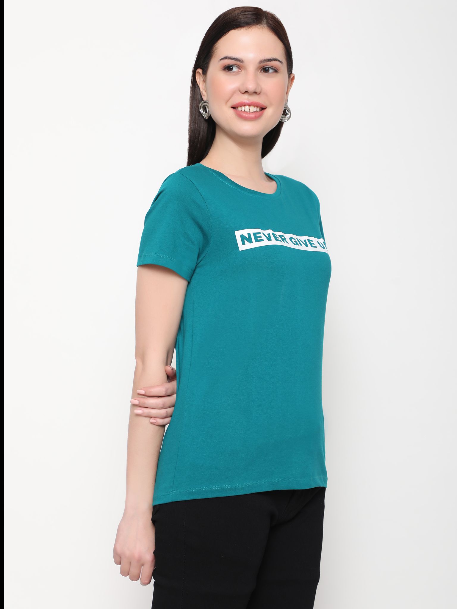 OUTFLITS Ladies Solid Tshirts