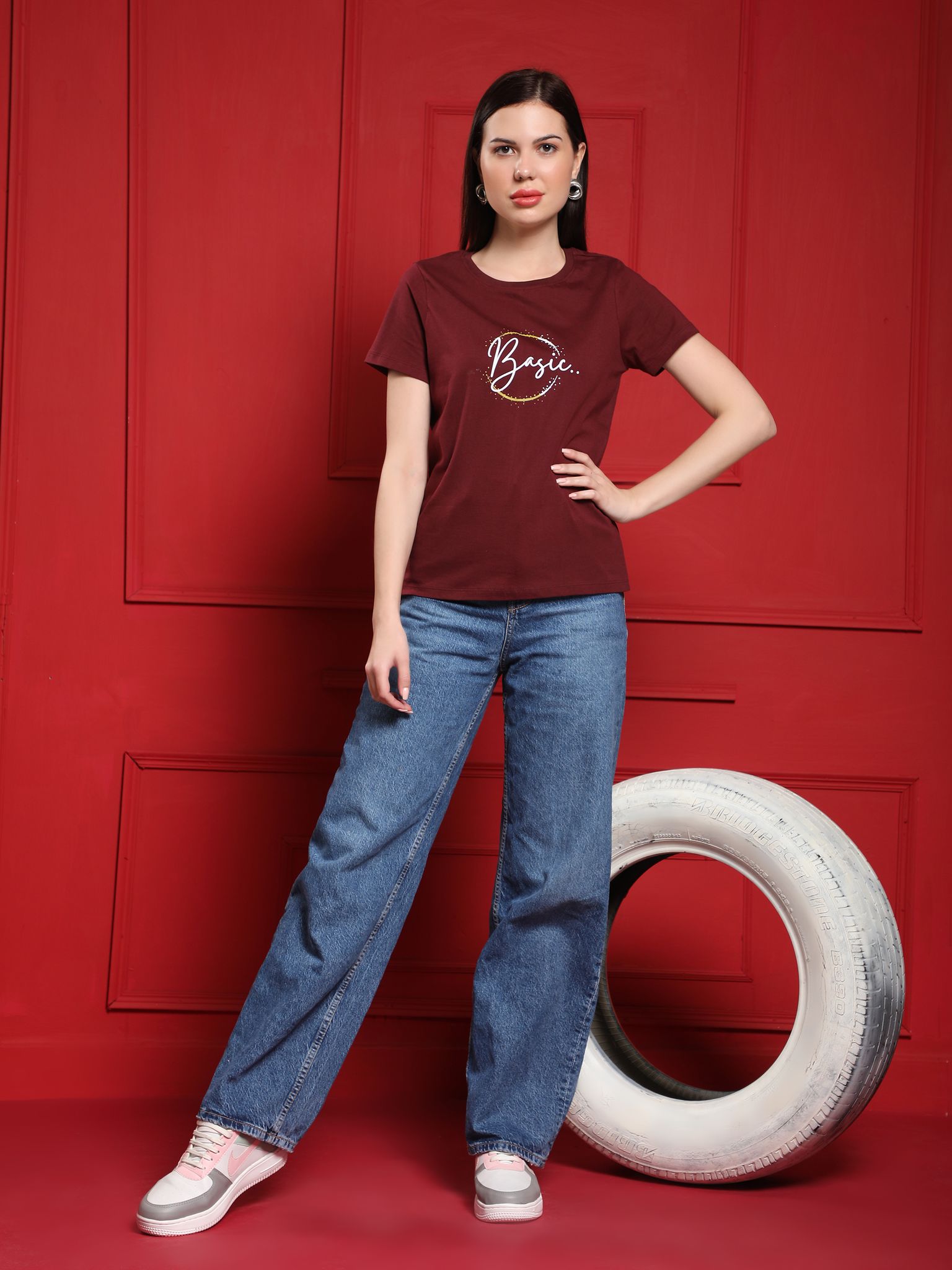 OUTFLITS Ladies Solid Tshirts