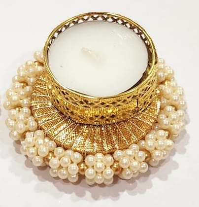 Elegant Pearl and Gold Tealight Candle Holder Set Elegant Pearl and Gold Tealight Candle Holder Set