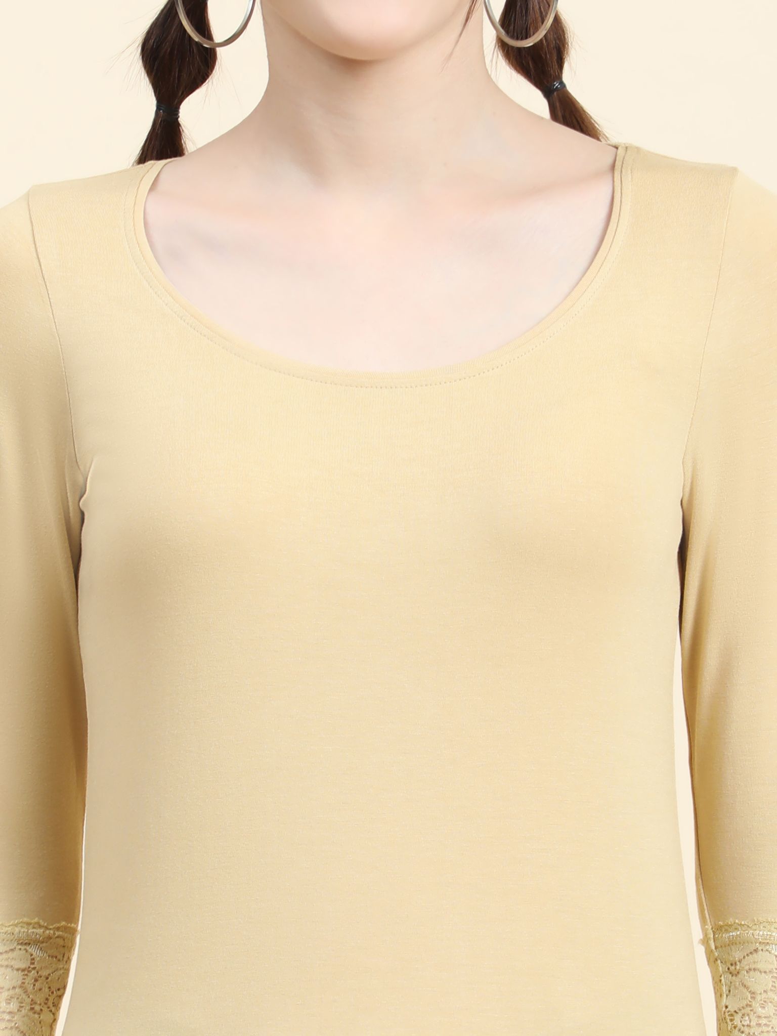 Outflits Ladies 3/4th Sleeve Lace Tshirt