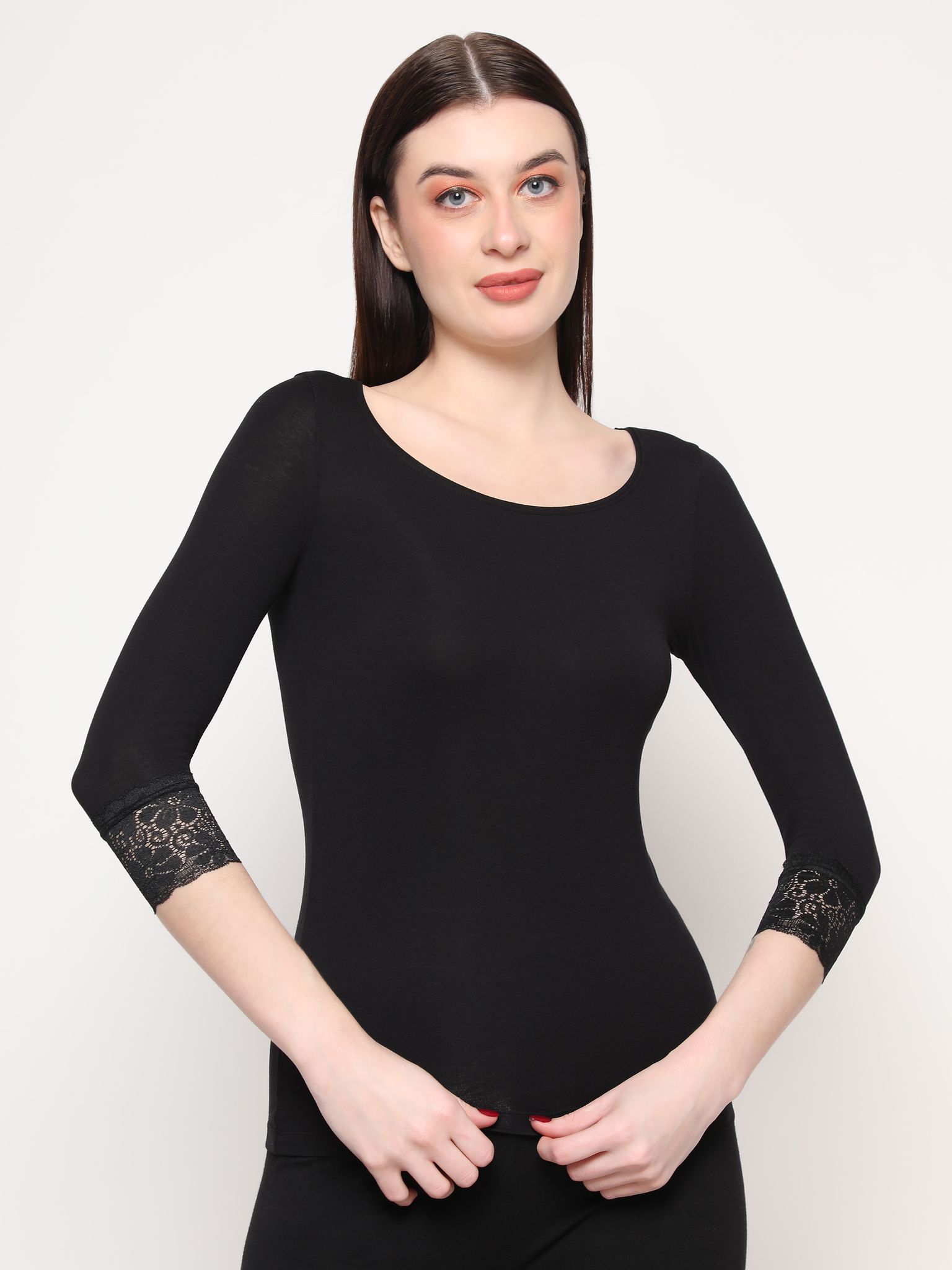 Outflits Ladies 3/4th Sleeve Lace Tshirt