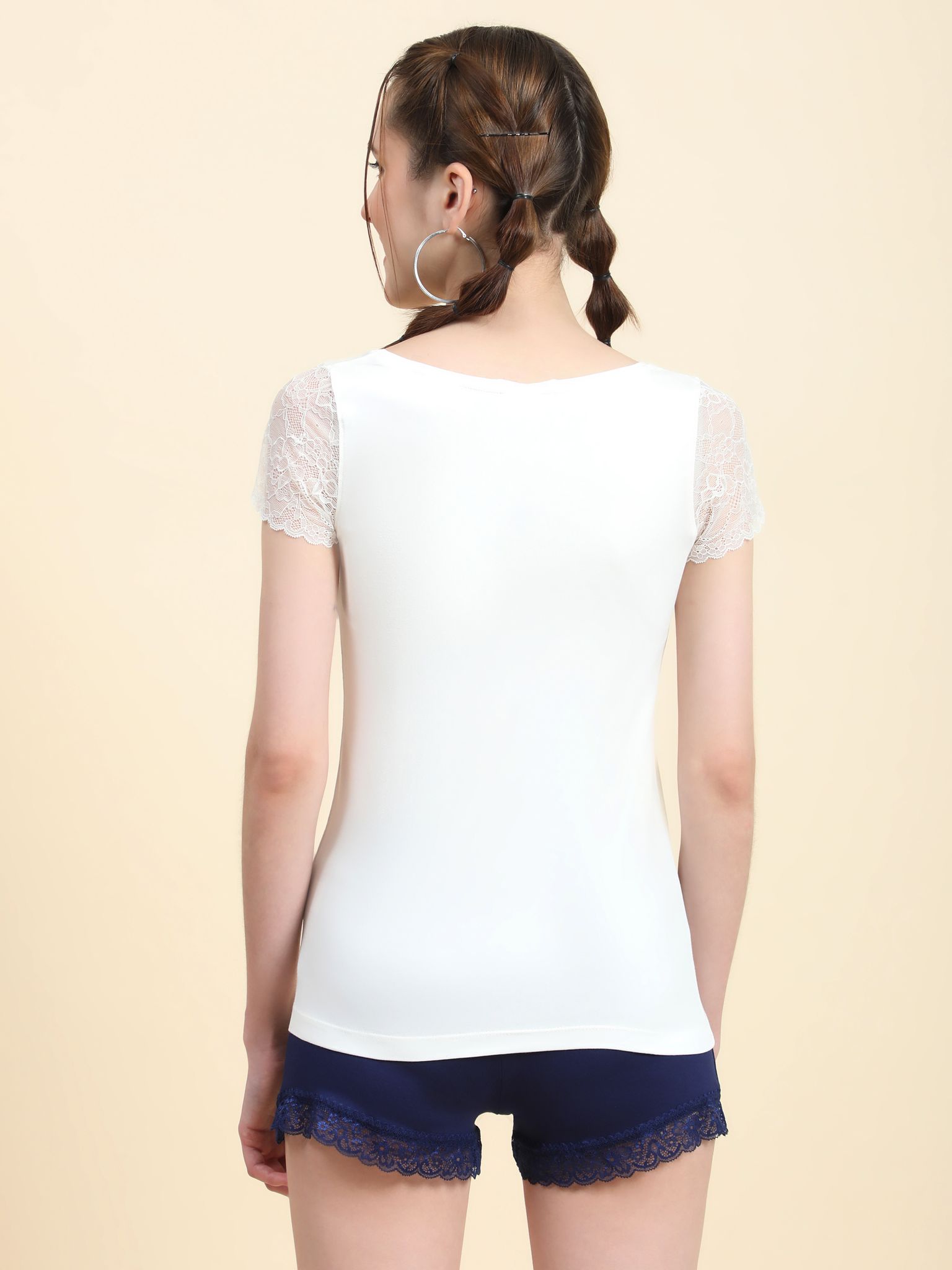 OUTFLITS Ladies Cuff Sleeve Lace Tshirt