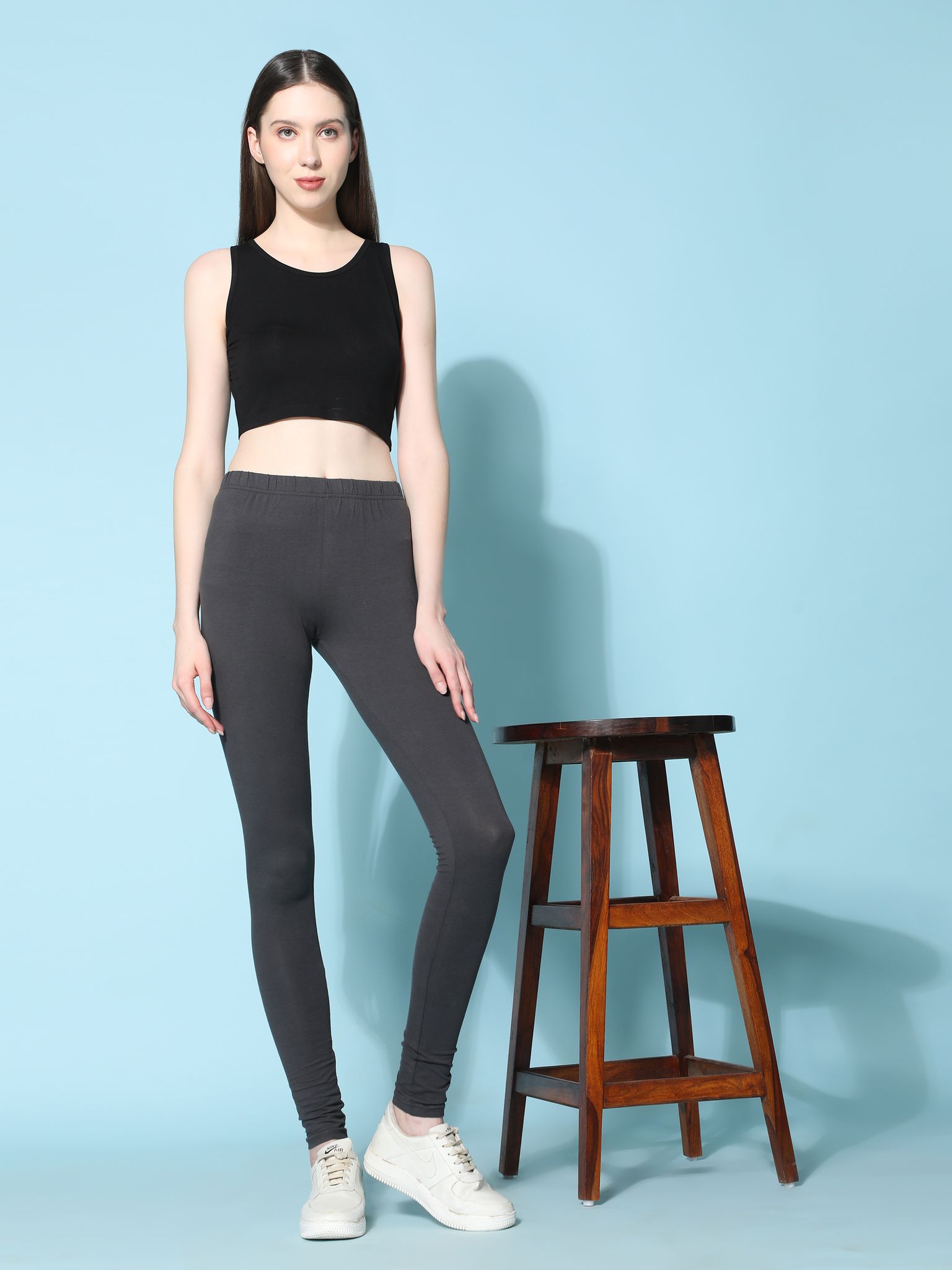 OUTFLITS Ladies Sleeveless Crop Top