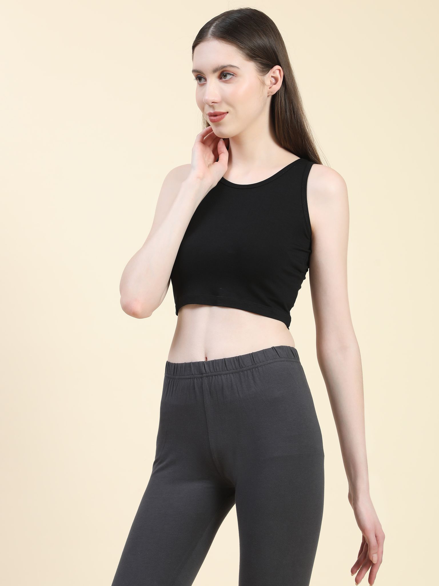 OUTFLITS Ladies Sleeveless Crop Top