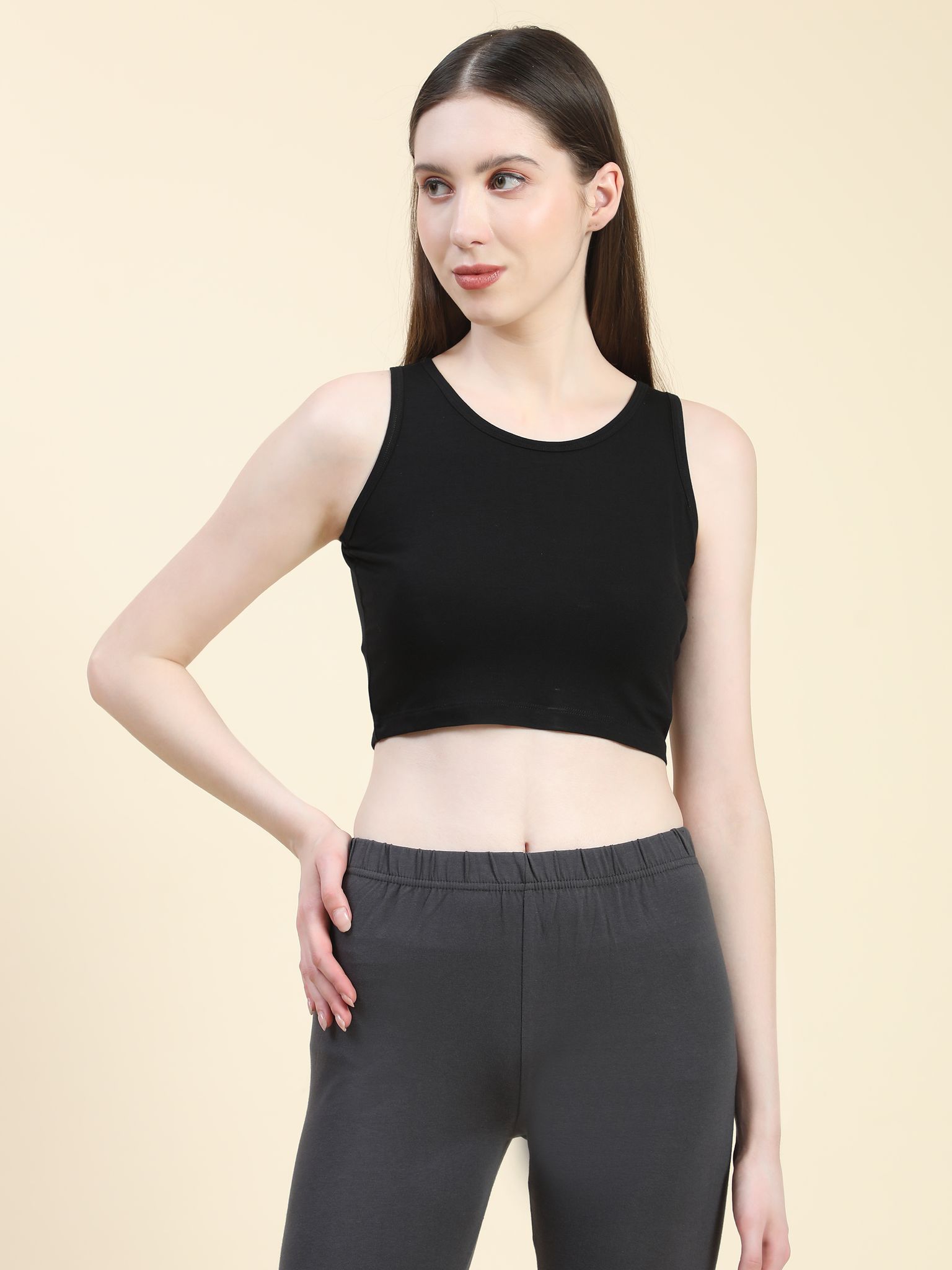 OUTFLITS Ladies Sleeveless Crop Top