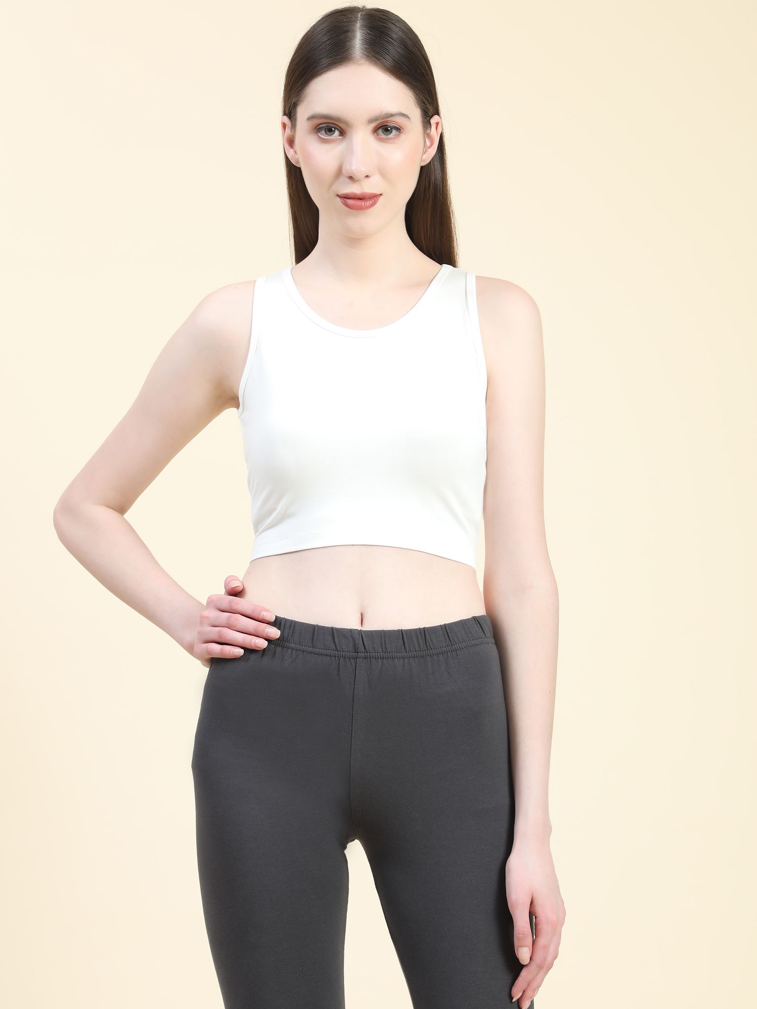 OUTFLITS Ladies Sleeveless Crop Top