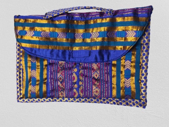 Silk bag with beautiful motifs. - Handbags | Buy online on ZillyBuy