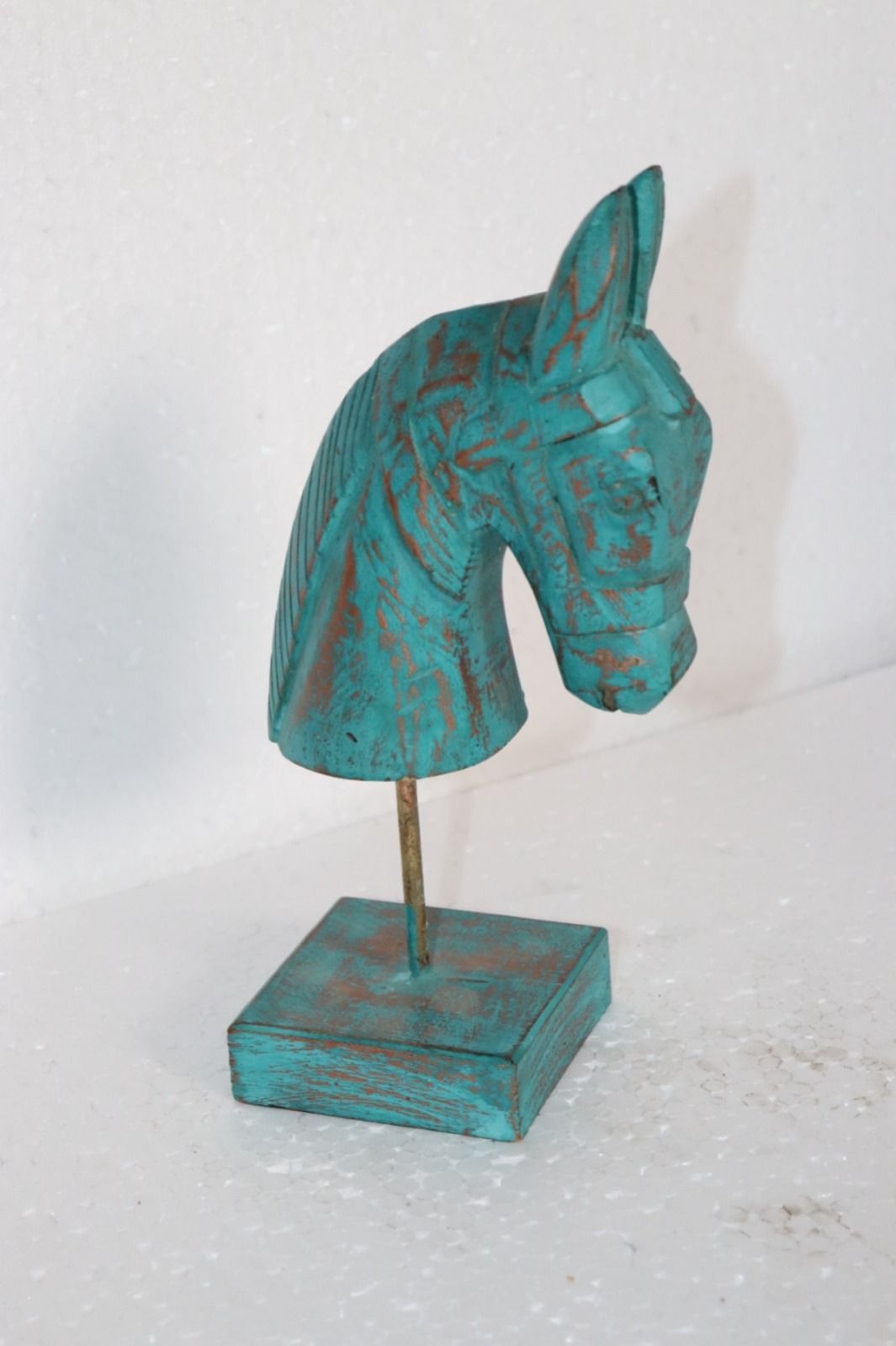 SUSHILA VAISHNAV; KB ART Turquoise Distressed Hand Carved Wooden Horse Head Tabletop Décor  10 Inch Home décor Table décor Office Decor