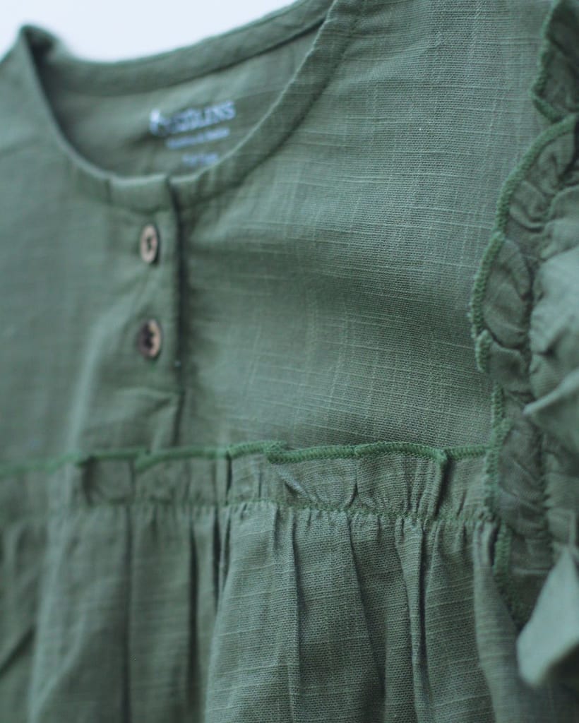 Flutter Sleeves Basil Top + Daisy White Bow Pants