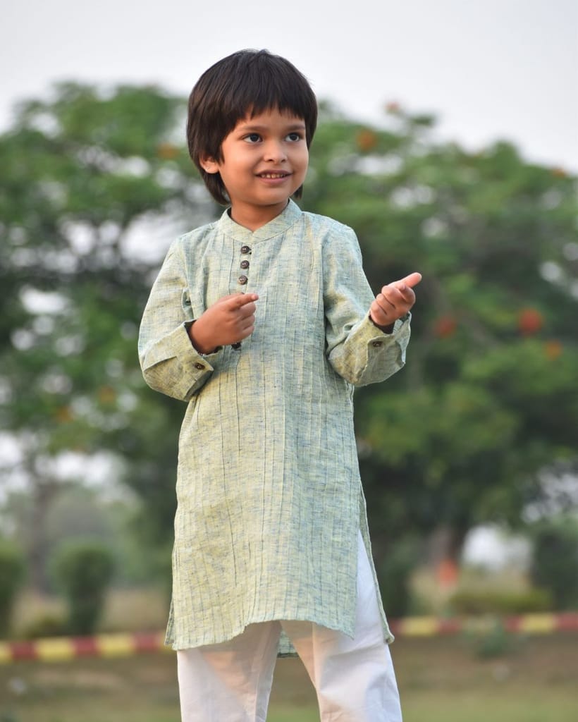 Double Tone Pintuck Kurta & White Pyjama Set