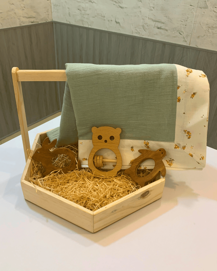 Newborn Baby Gift Box for Baby Girls (Set of 6) | Green Patchwork | Ideal for 0-12months