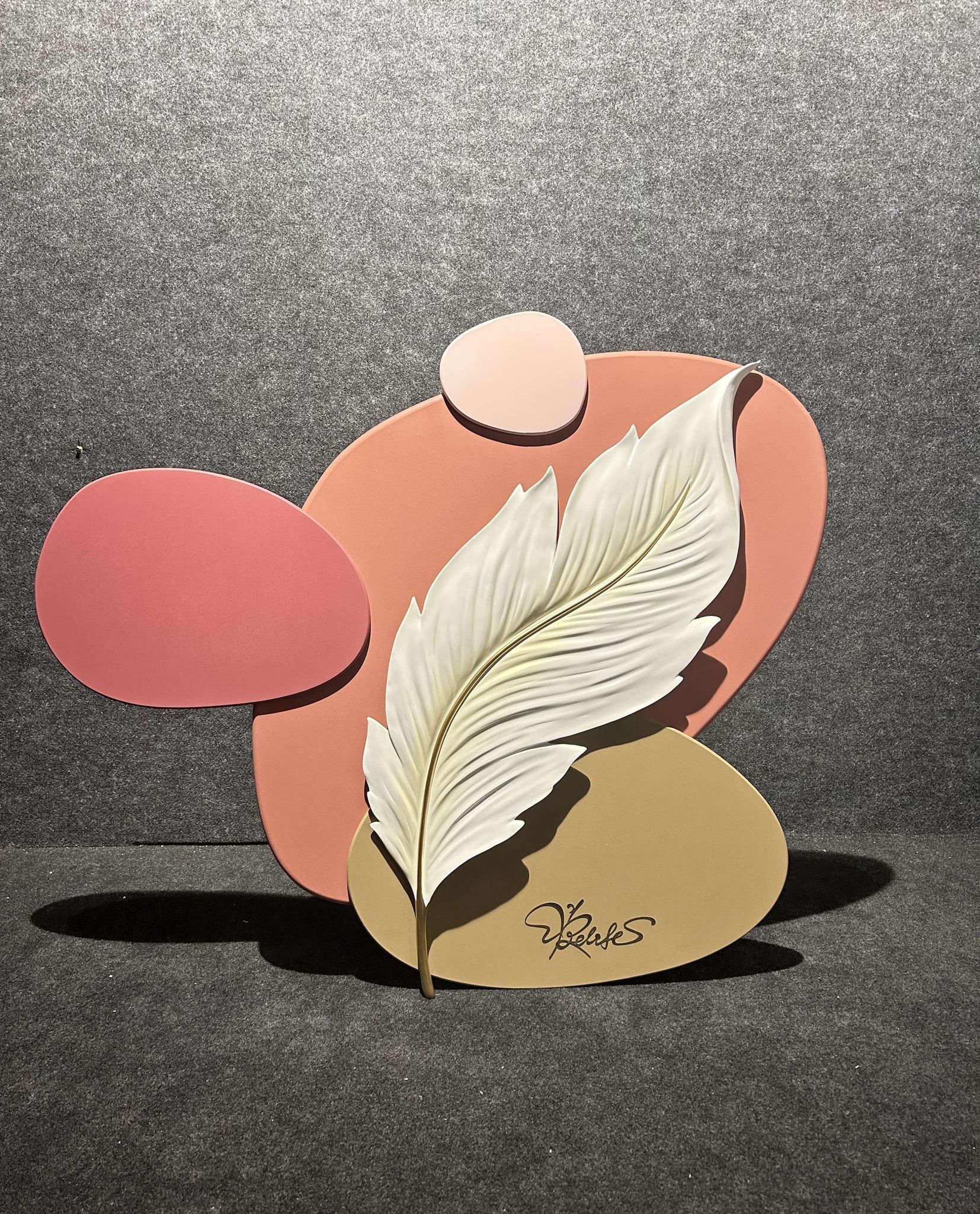 The altruistic flower 3D resin wall decor