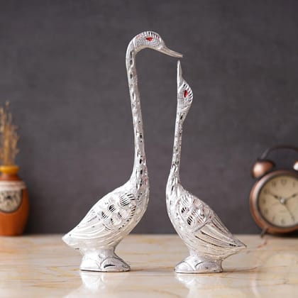 Bharat Saini Art ; Pair of Kissing Duck, Swan Showpiece for Home Decor - 29 cm (Silver)