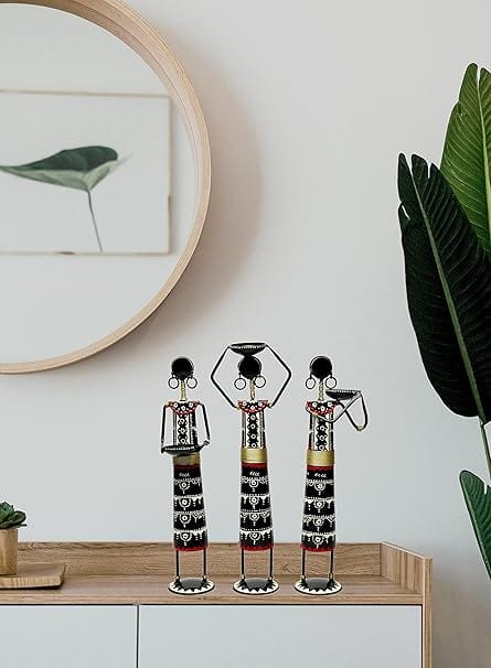 RUPESH KUMAR JANGID The Black Swan Hand Metal Centre Metal Narega Doll Decorative/Tea Light Holder(Set of 3)