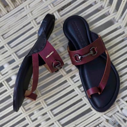 Hunter - Burgundy/Black Leather Sandals