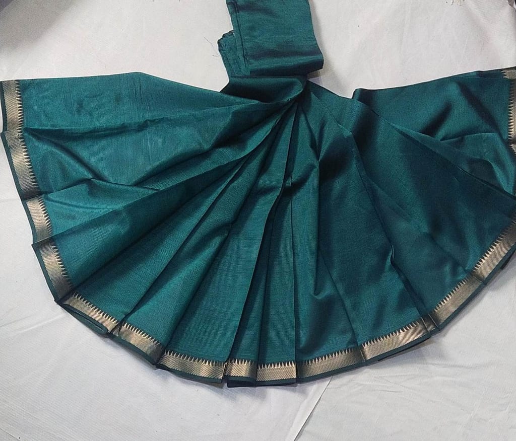 Green Cotton Saree With Golden Zari Border