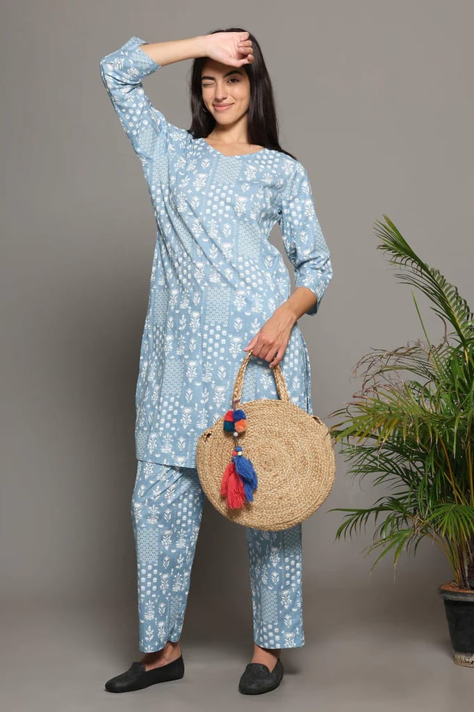 Chic Women BREATHABLES Women Cotton Printed Loungewear Kurta and Pants Co-ord Set 3/4 Sleeve  V 