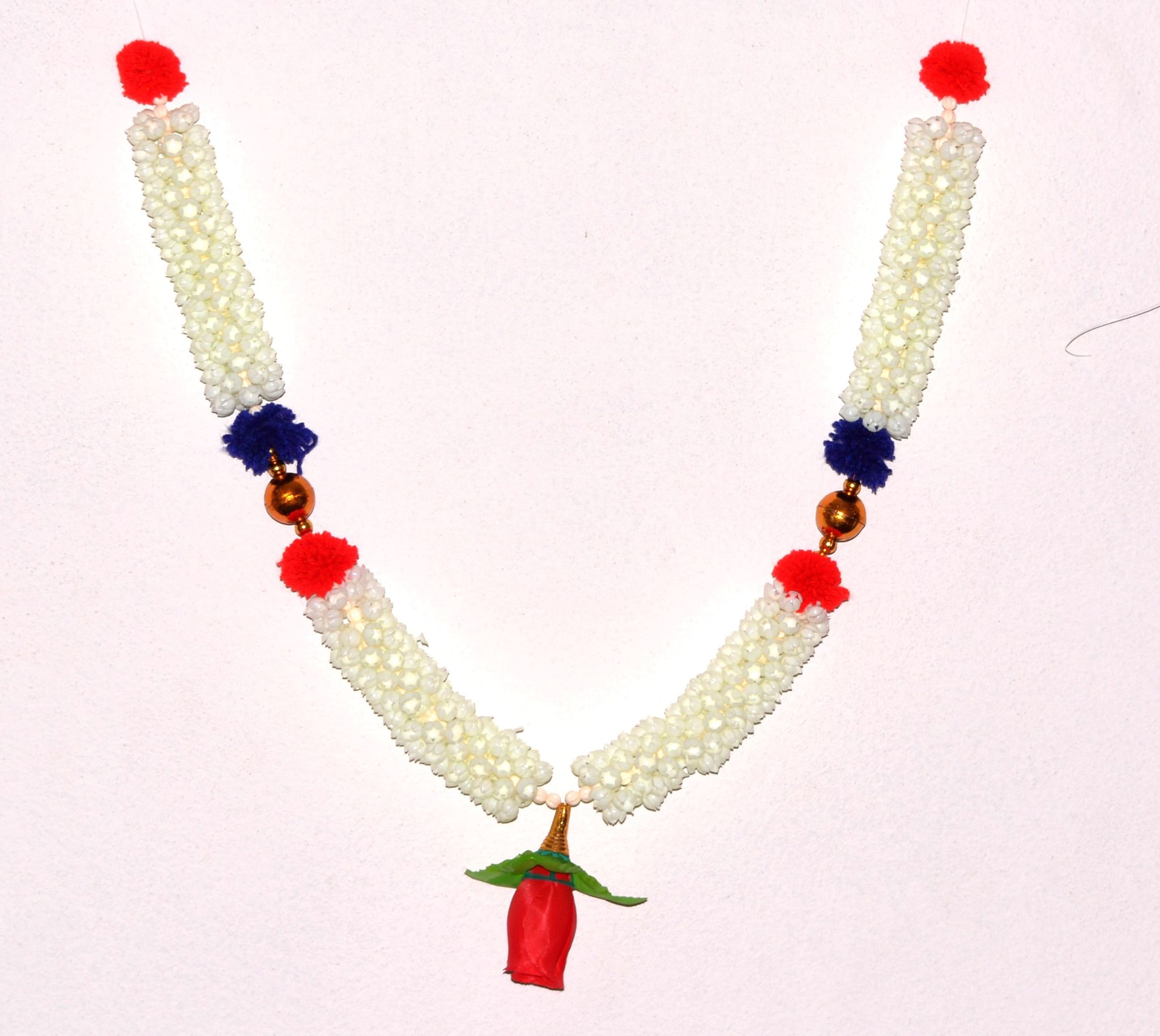 Plastic garland