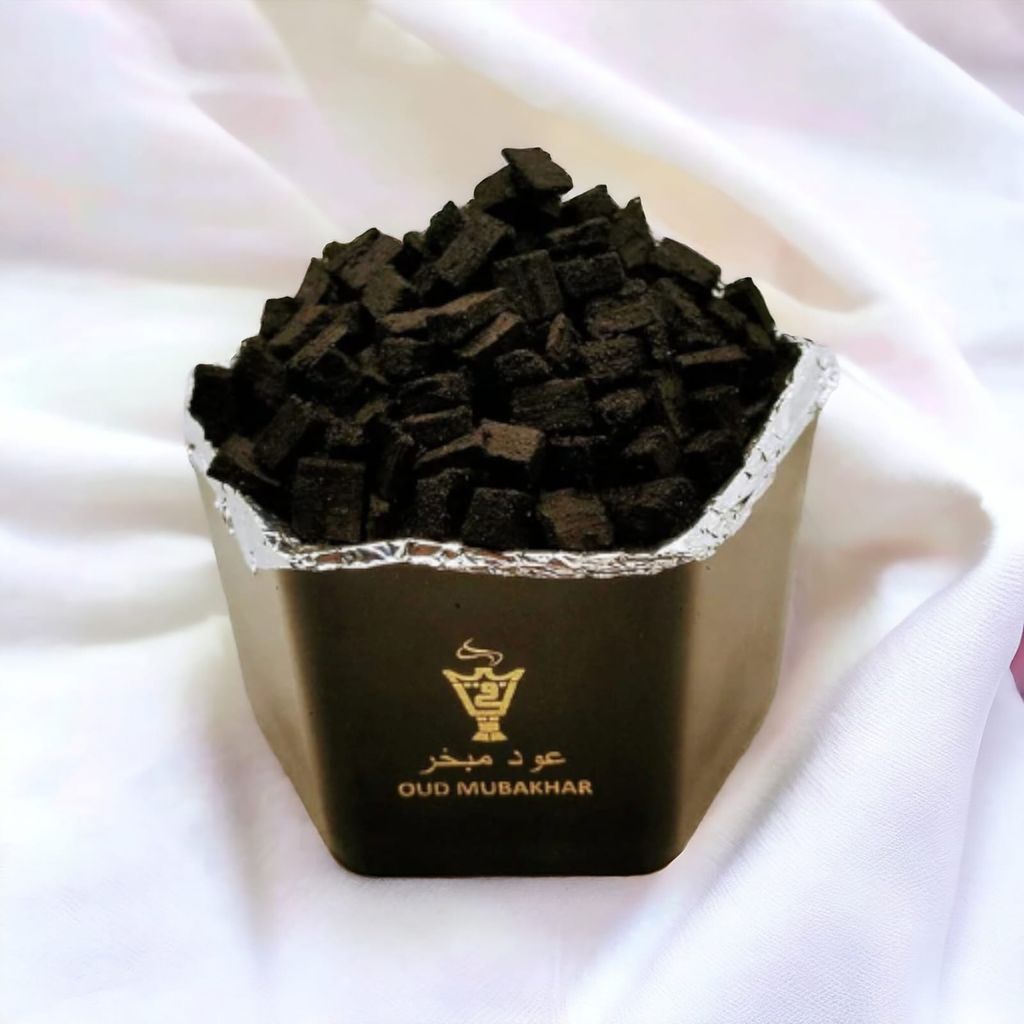 ALNAQI Bakhoor Oud Mubakhar-50gms| Perfect for Pooja and Relaxation| Made in India | rich sandalwood, Natural Wood Chips for Home & Office, Fresh & Soothing Fragrance |