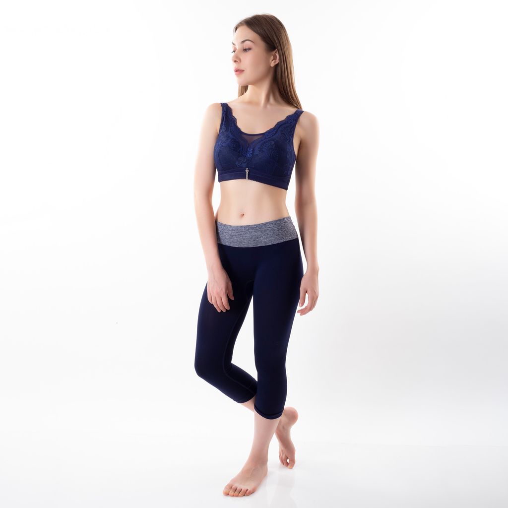 SEAMLESS CAPRI GYM WEAR