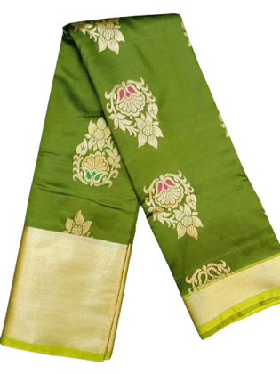 Green Banarasi Silk Saree With Golden Zari Floral Motifs Green Banarasi Silk Saree With Golden Zari Floral Motifs