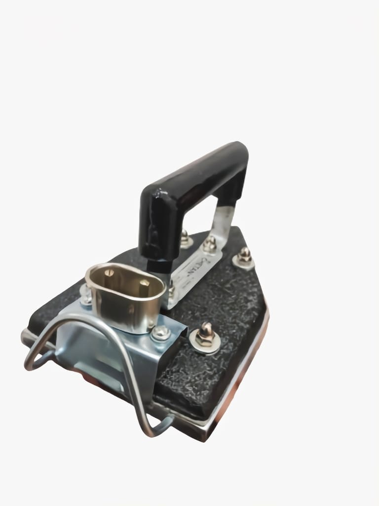 MyChetan 3 kg Industrial Laundry Electric Iron | Made in India | 750 W Dry Iron