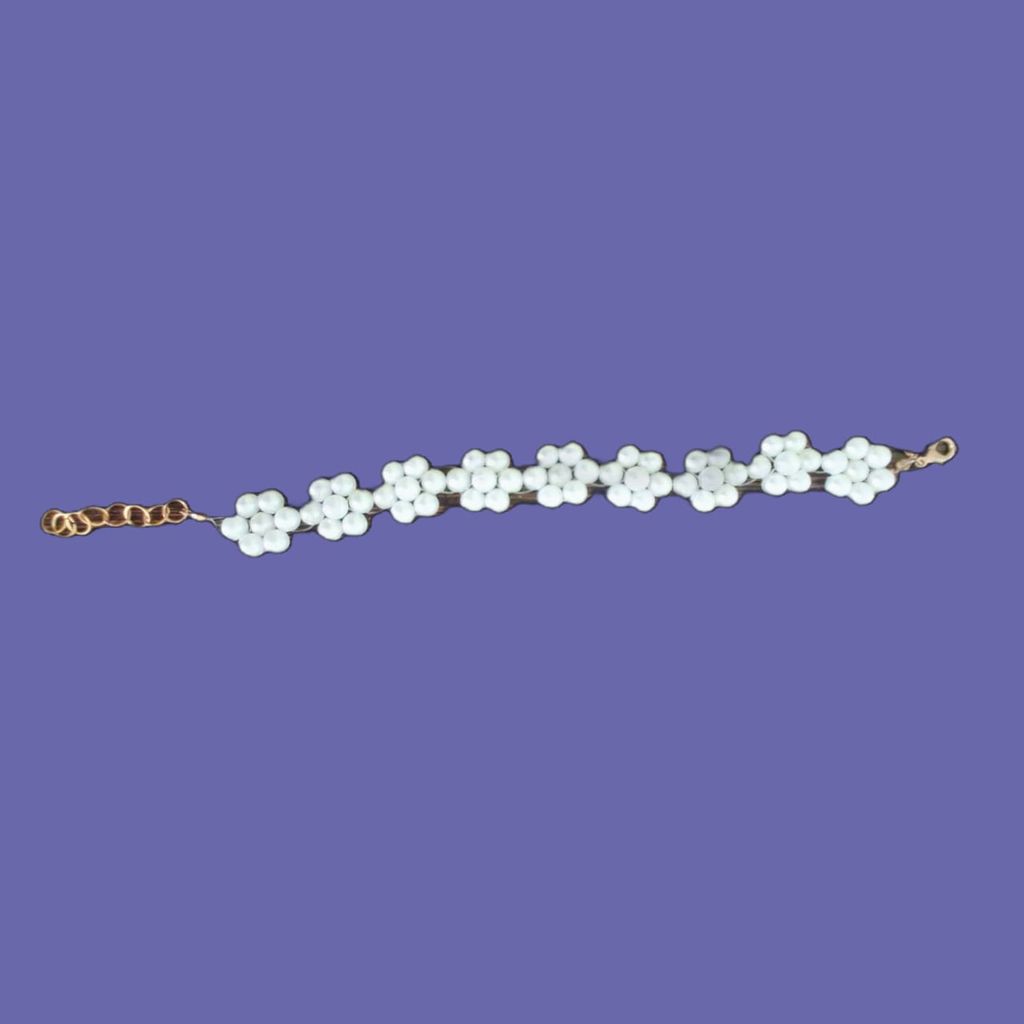  Freshwater Pearl and Gold Bracelet