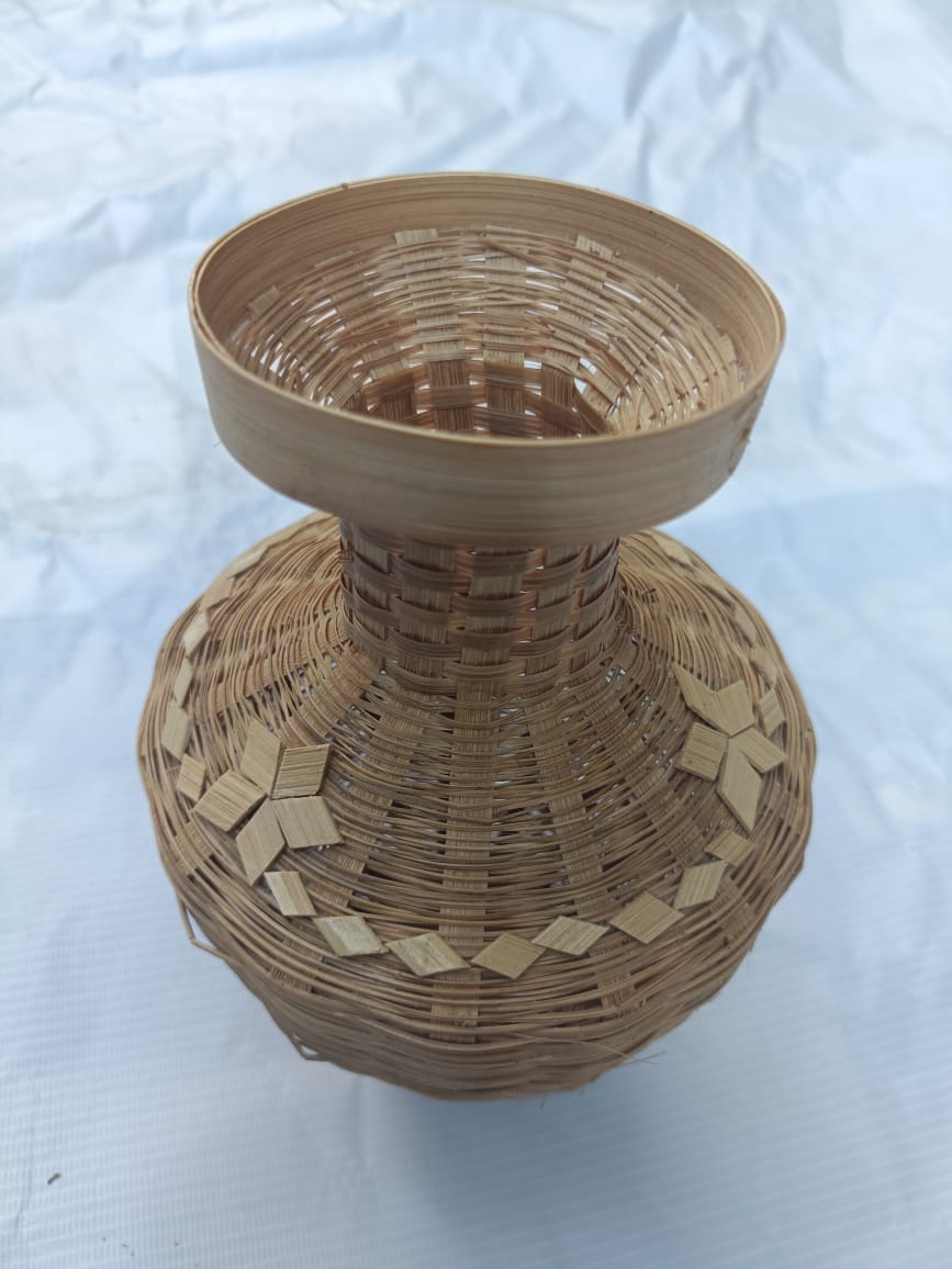 Bamboo Flower vase stand