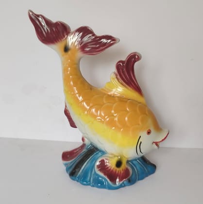 Small Vintage Ceramic Goldfish Figurine Small Vintage Ceramic Goldfish Figurine