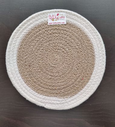 BulkySanta Cotton Place mats 22 cm (9") Round Table Mats, Heat Resistant, Reversible Use, Washable (White-Brown) (Pack of 1)