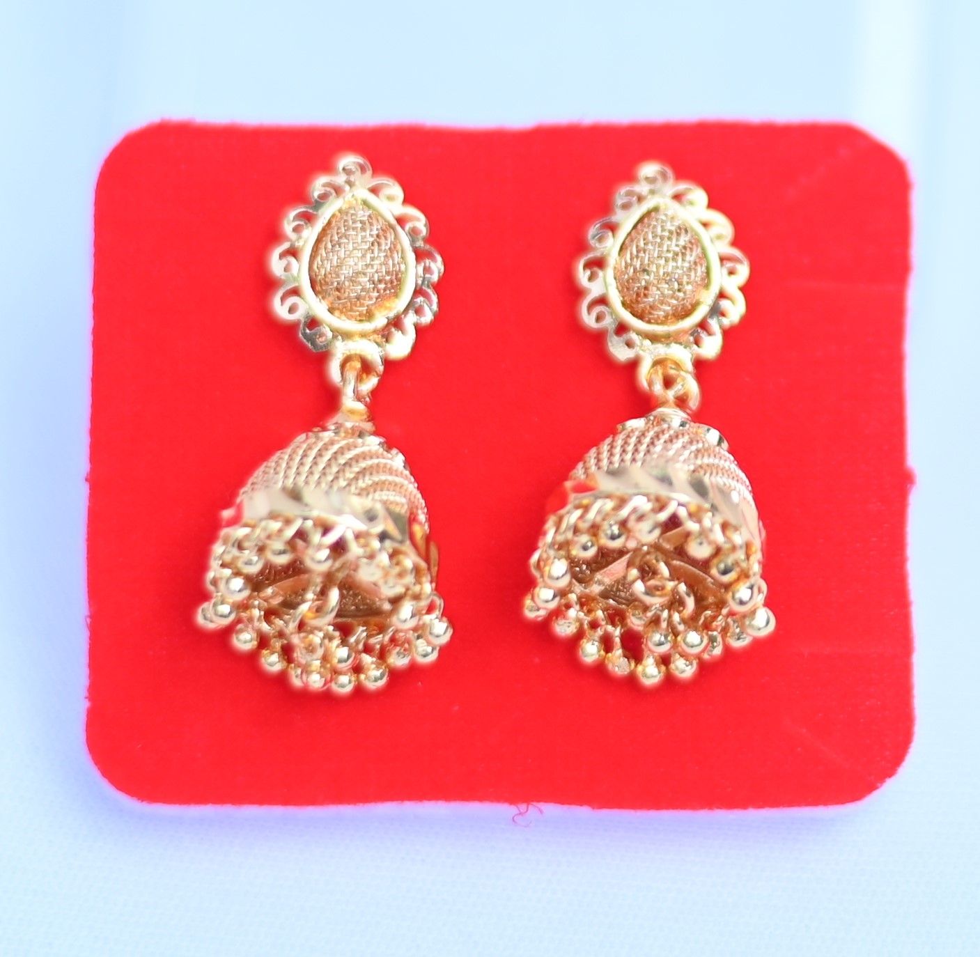 Sri parameswari  22K Yellow Gold Traditional Indian Jhumka Earrings