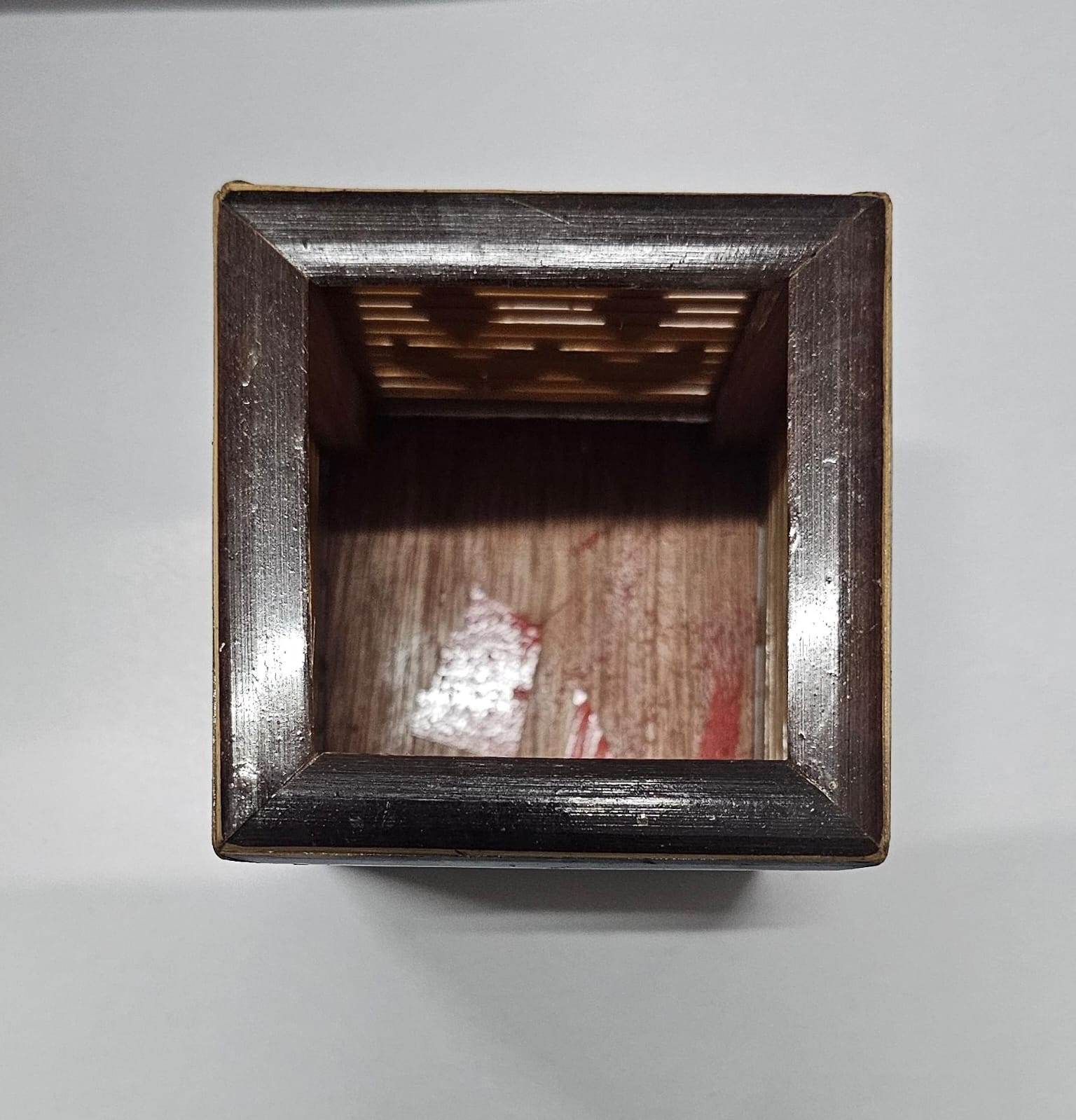 Chinese Vintage Style Wooden Pen Stand