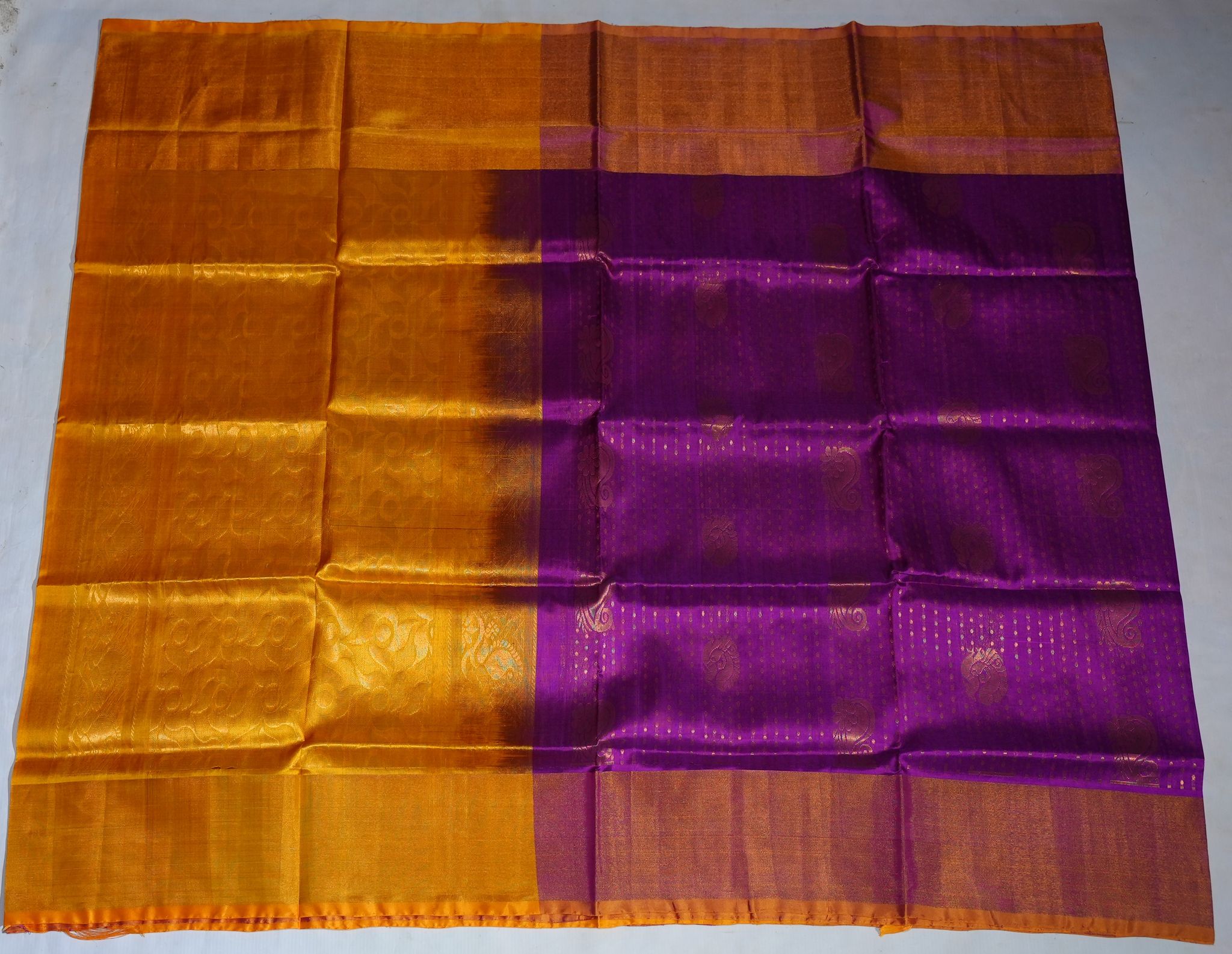 Uppada Uppena saree  Purple and gold silk zari woven  silk saree
