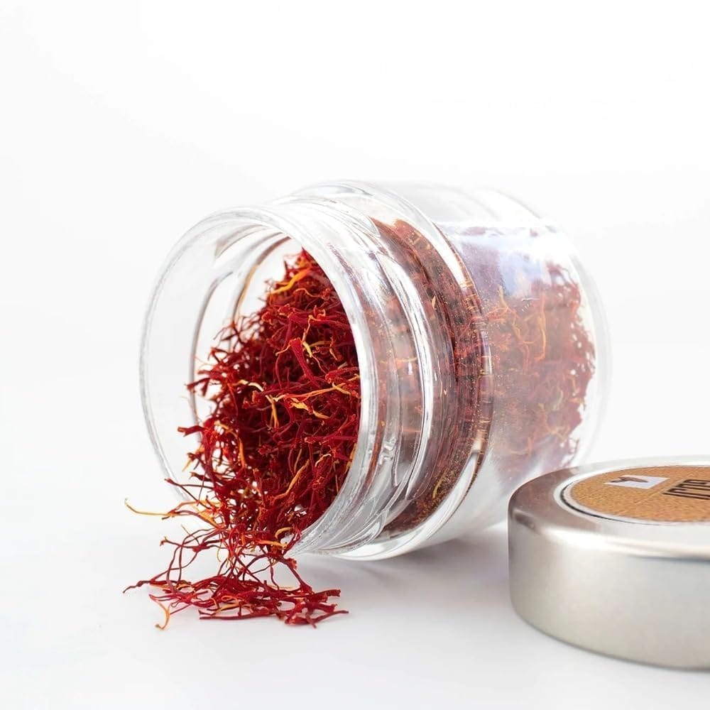 GOJI Premium Mogra Kashmiri Saffron/Kesar - 3g, 100% Pure and Natural from the Pristine Hills of Kashmir | Organically Cultivated-Ultimate Health Booster, Rich in Antioxidants Enhances Well-being (3g)