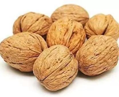 Snow Hills Kashmiri Walnuts/Akhrot In Shell (500g) Delicious & Crunchy Walnut | Sourced From Kashmir 100% Natural & Organic Walnuts