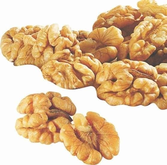 Milky white Kashmiri walnut without shell fully dry in vacuum pack (full white lite half Akhrot giri)1kg