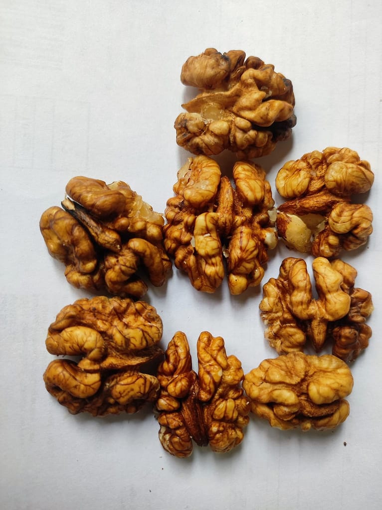 Kashmiri walnut kernels (Akhrot giri lite Brown)500gm