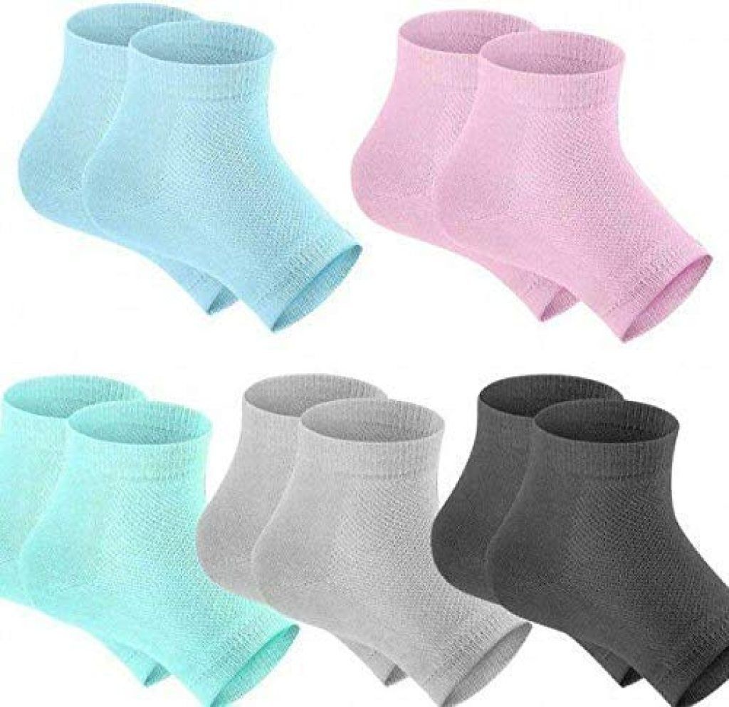 WUGO::Moisturizing Socks and Silicone Heel Protectors Combo Pain Relief Dry Hard Cracked Repair Cream Foot Care Spa Gel Socks Swelling & Plantar Fasciitis Foot Care Ankle Safety For Girls, Women, Men (Multi-color)