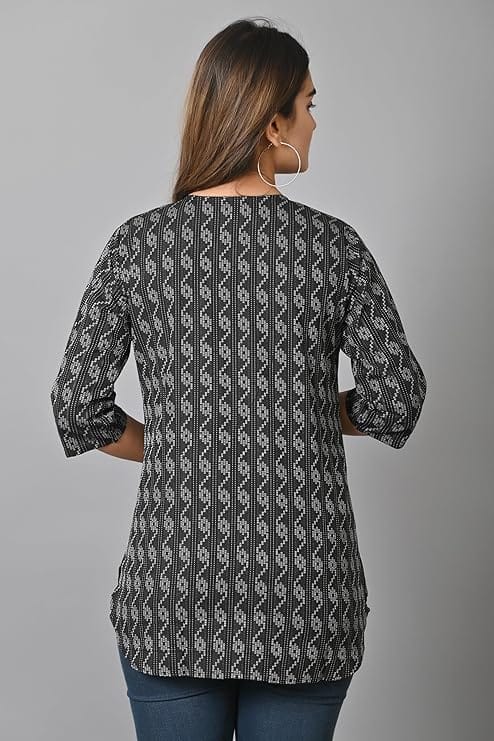 Women's Black Printed Straight Kurta with 3/4th Sleeves